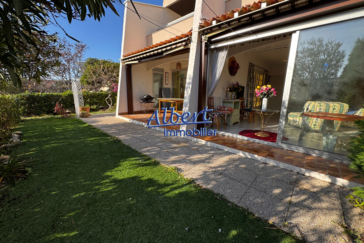 Appartement de luxe à vendre à Sanary-sur-Mer, 698 000 €, Photo 1