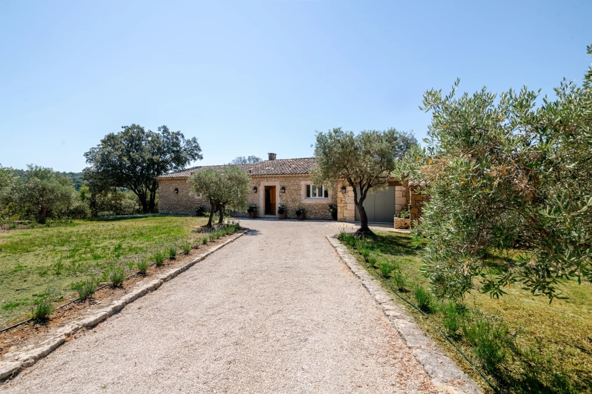 Maison de luxe à vendre à Gordes, 2 890 000 €, Photo 2