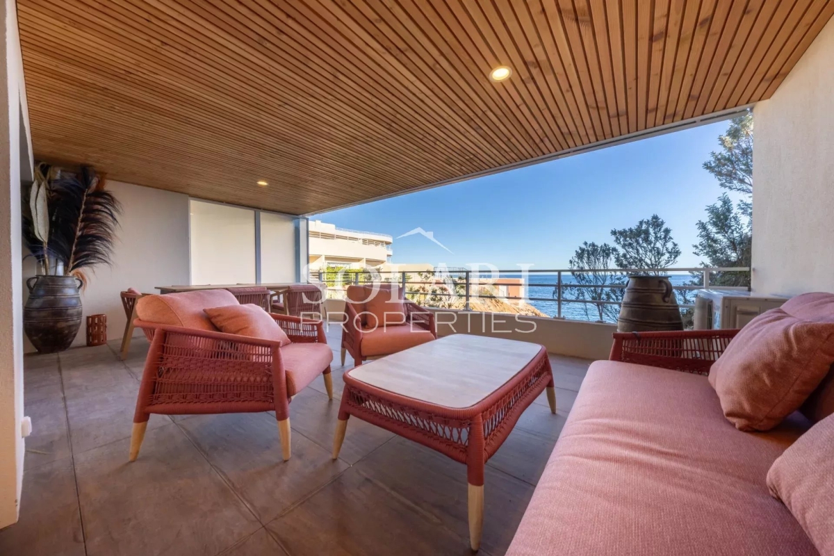 Luxury Apartment for sale in Saint-Raphaël, 590 000 €, Photo 4