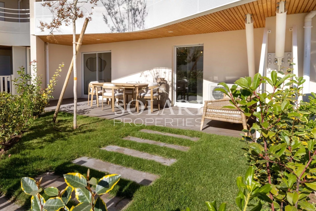 Luxury Apartment for sale in Saint-Raphaël, 705 000 €, Photo 5