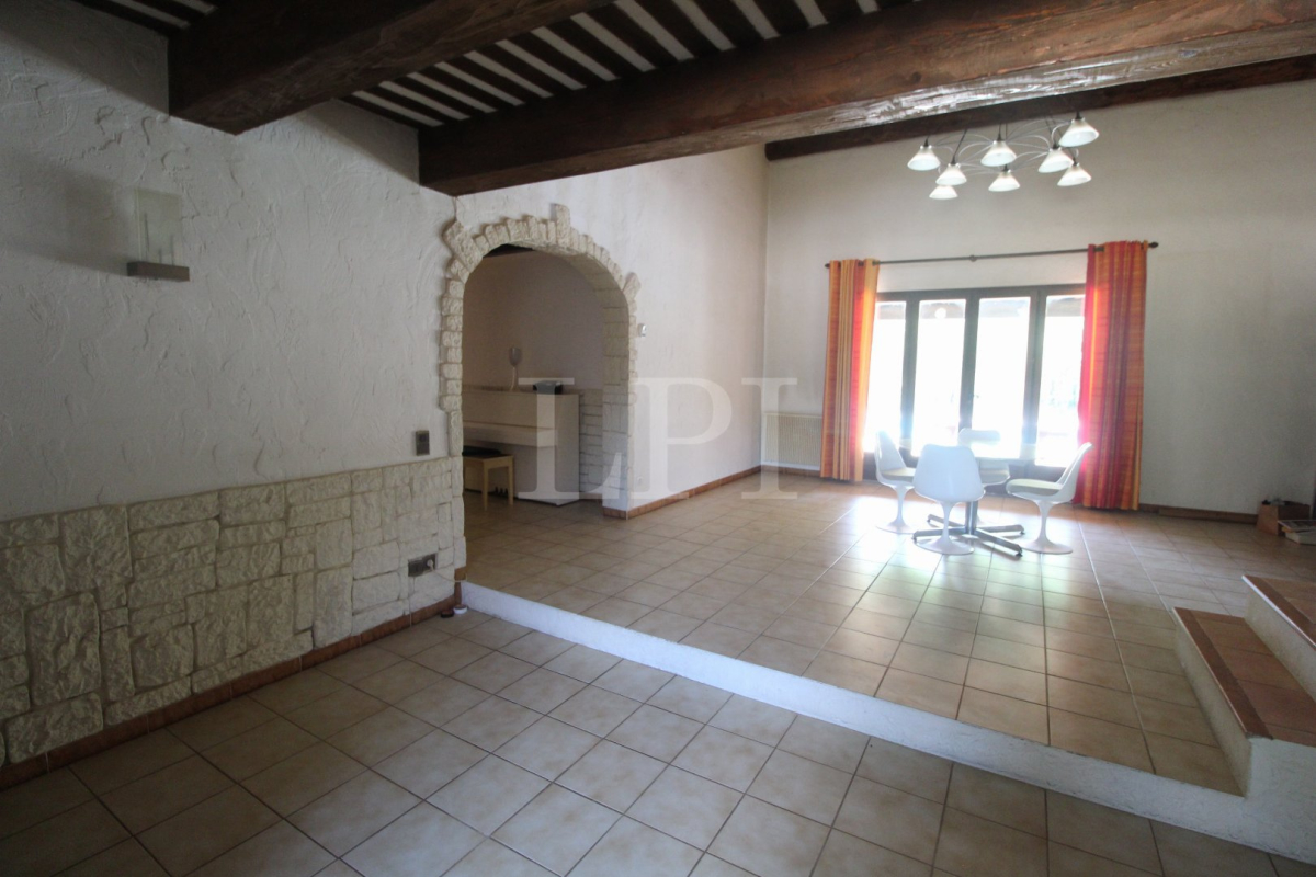Maison de luxe à vendre à Saint Saturnin les Apt, 489 000 €, Photo 6