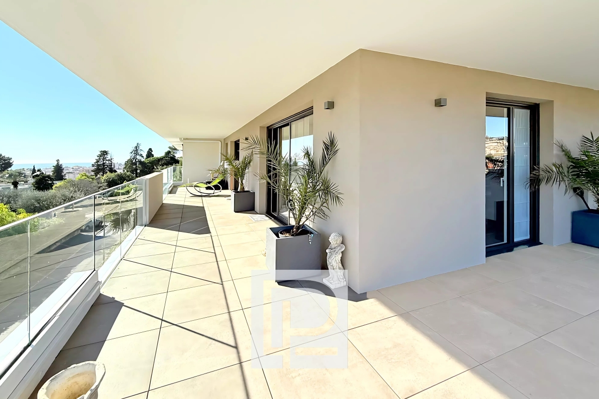 Luxury Apartment for sale in Le Cannet, 1 095 000 €, Photo 3