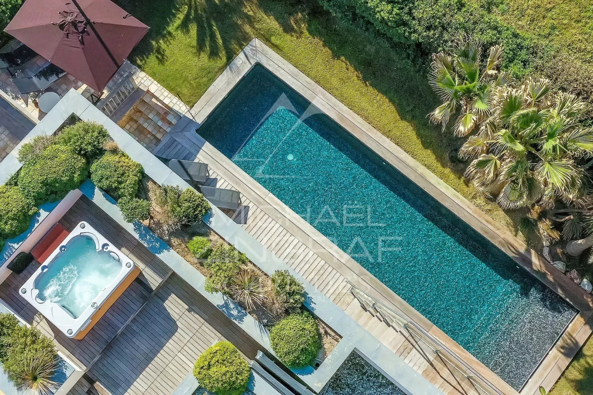 Luxury House for sale in Saint-Raphaël, 4 200 000 €, Photo 3