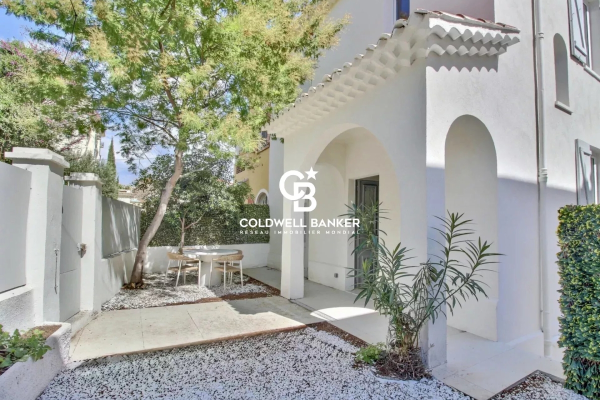 Luxury House for sale in Nice, 1 090 000 €, Photo 1