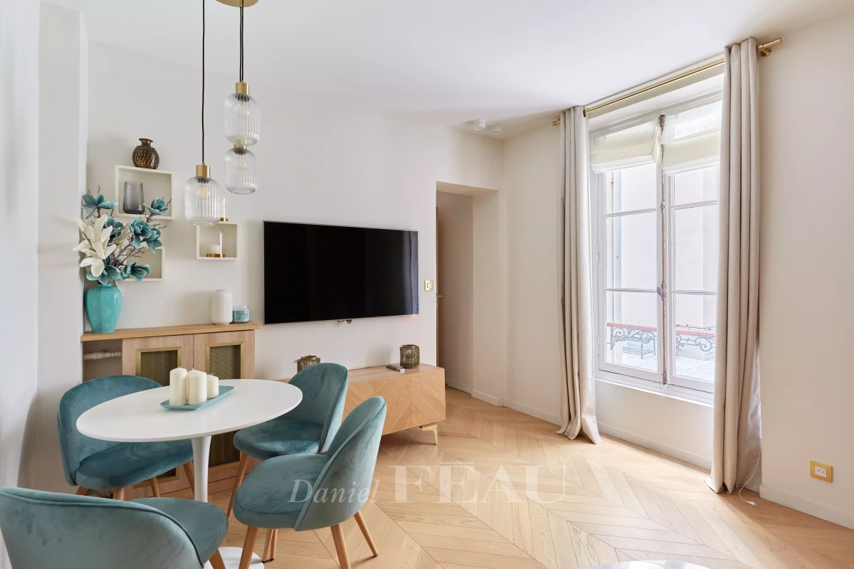 Appartement de luxe à vendre à Paris 7Ème, 455 000 €, Photo 1