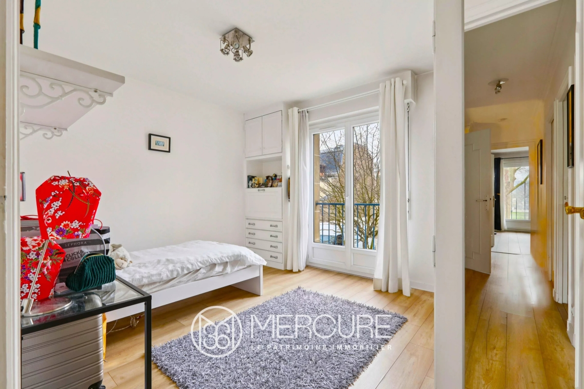 Luxury Apartment for sale in Versailles, 756 000 €, Photo 7