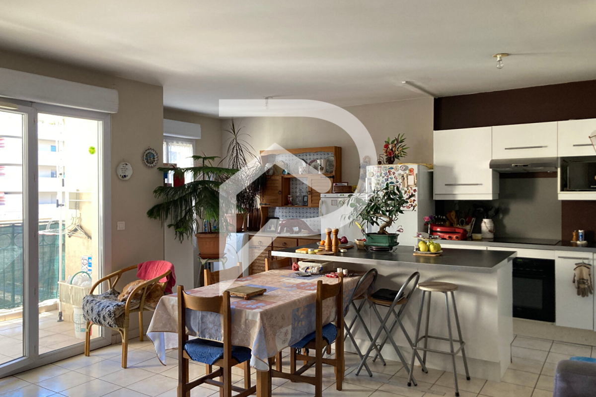 Appartement de luxe à vendre à La Seyne-sur-Mer, 235 000 €, Photo 1