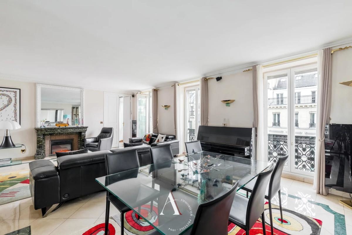 Luxury Apartment for sale in Paris 9Ème, 1 380 000 €, Photo 1