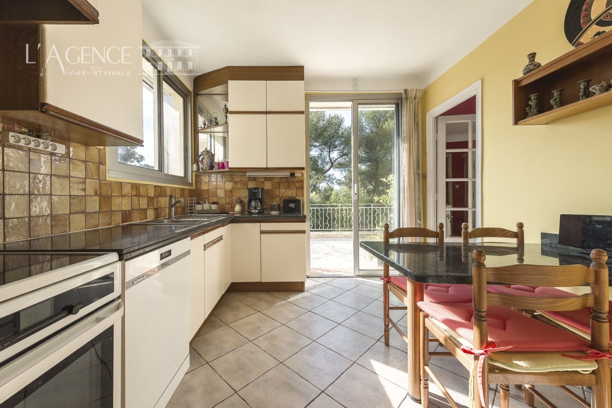 Luxury House for sale in Aix-en-Provence, 795 000 €, Photo 7