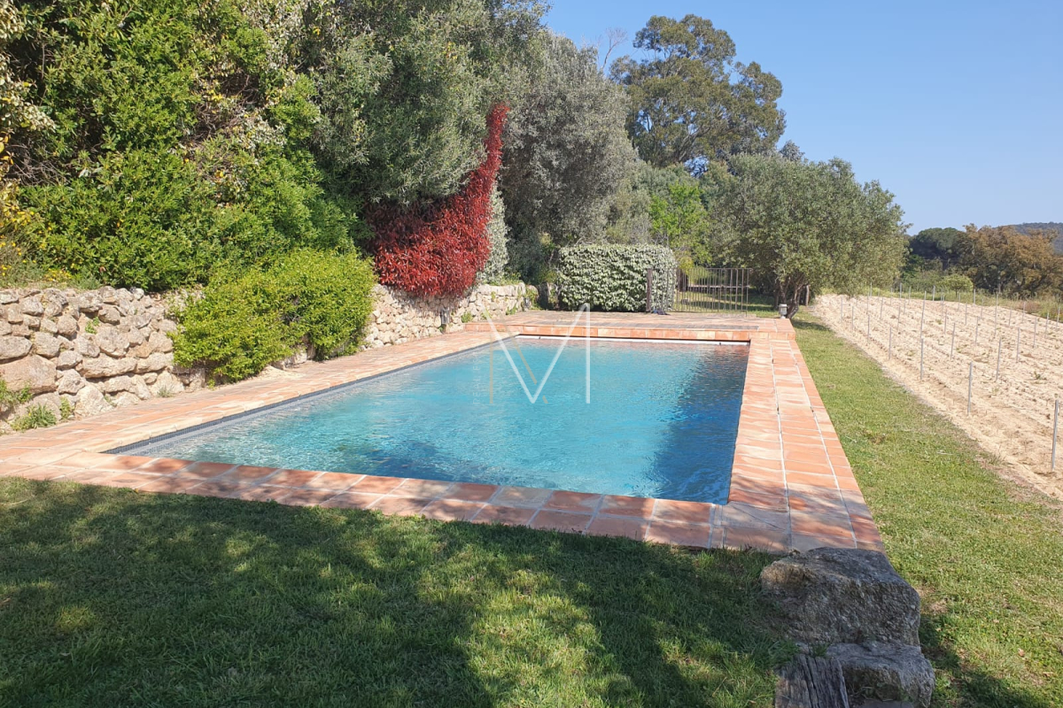 Maison de luxe à vendre à Plan-de-La-Tour, 1 080 000 €, Photo 1