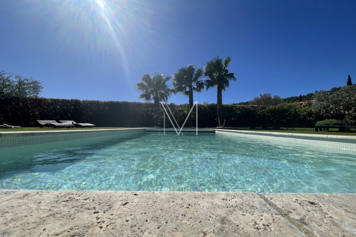 Maison de luxe à vendre à Plan-de-La-Tour, 1 330 000 €, Photo 2