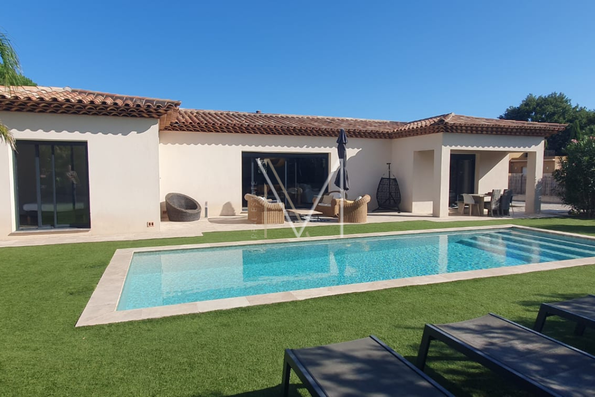 Maison de luxe à vendre à Plan-de-La-Tour, 1 155 000 €, Photo 2