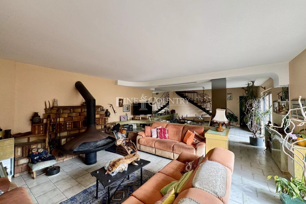 Maison de luxe à vendre à Vallauris, 850 000 €, Photo 3
