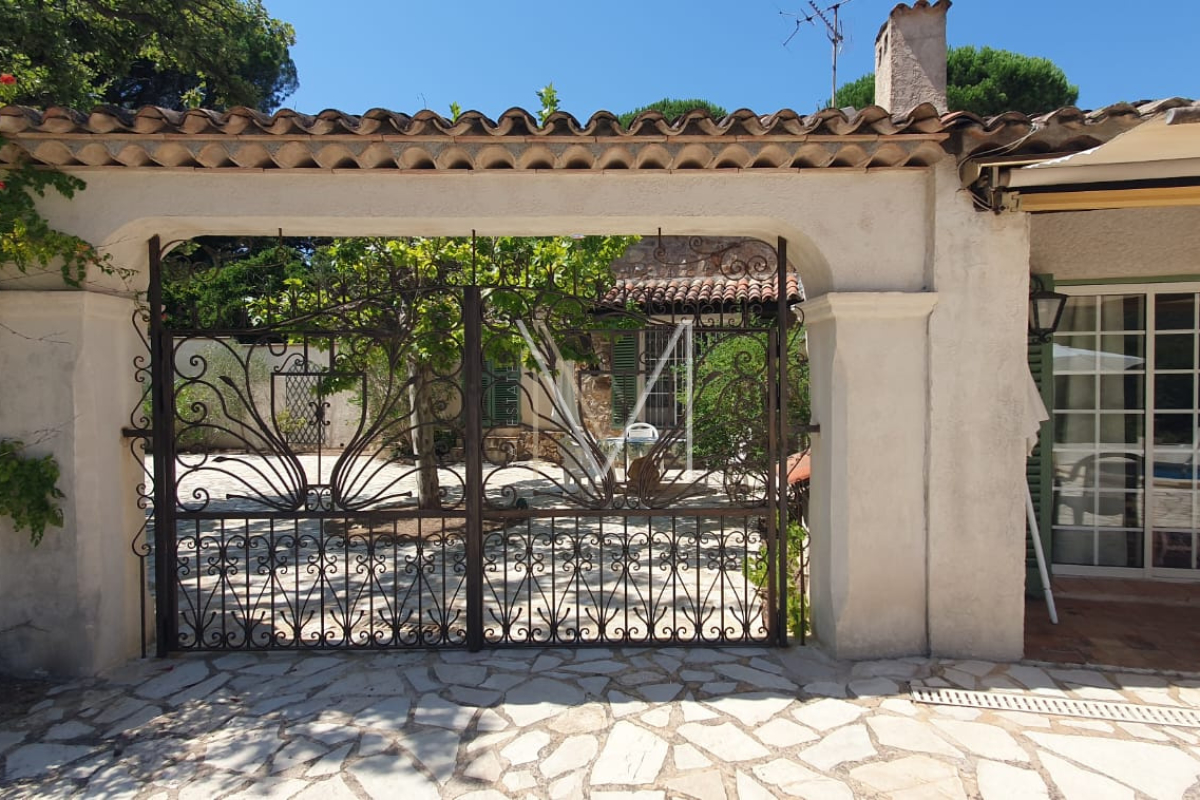 Luxury House for sale in Le Plan-de-La-Tour, 1 600 000 €, Photo 4