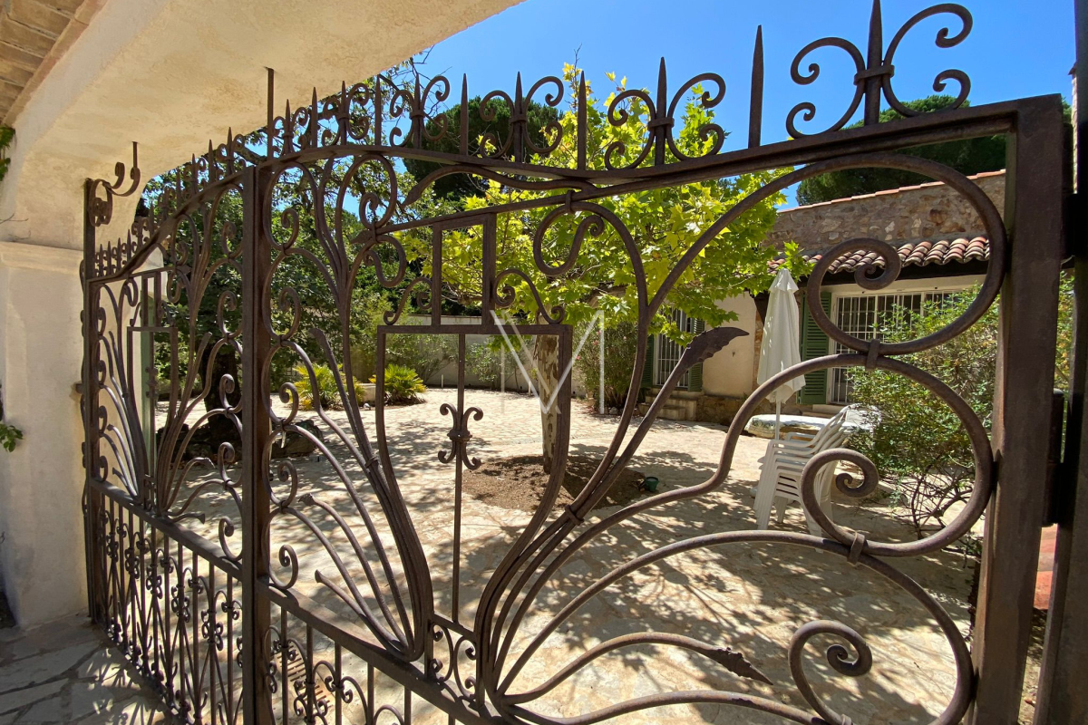 Luxury House for sale in Le Plan-de-La-Tour, 1 600 000 €, Photo 6