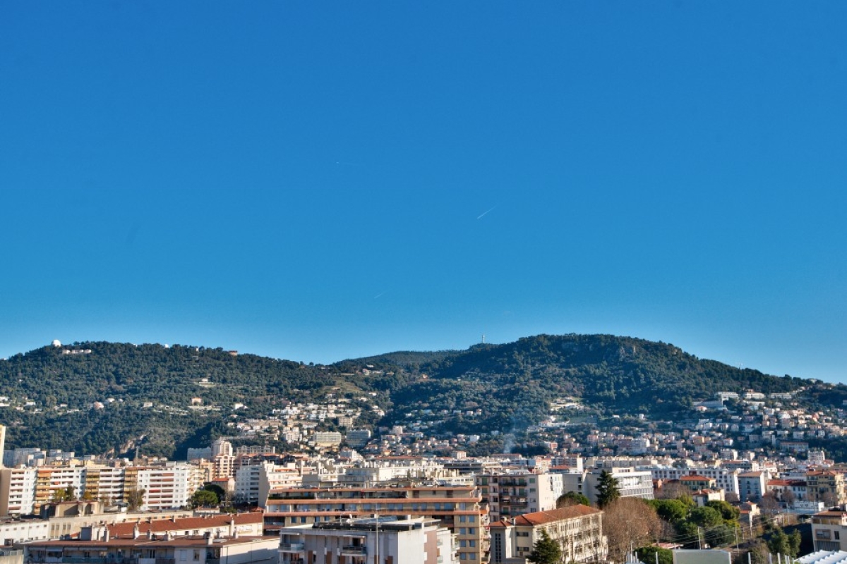 Luxury Apartment for sale in Nice, 335 000 €, Photo 1