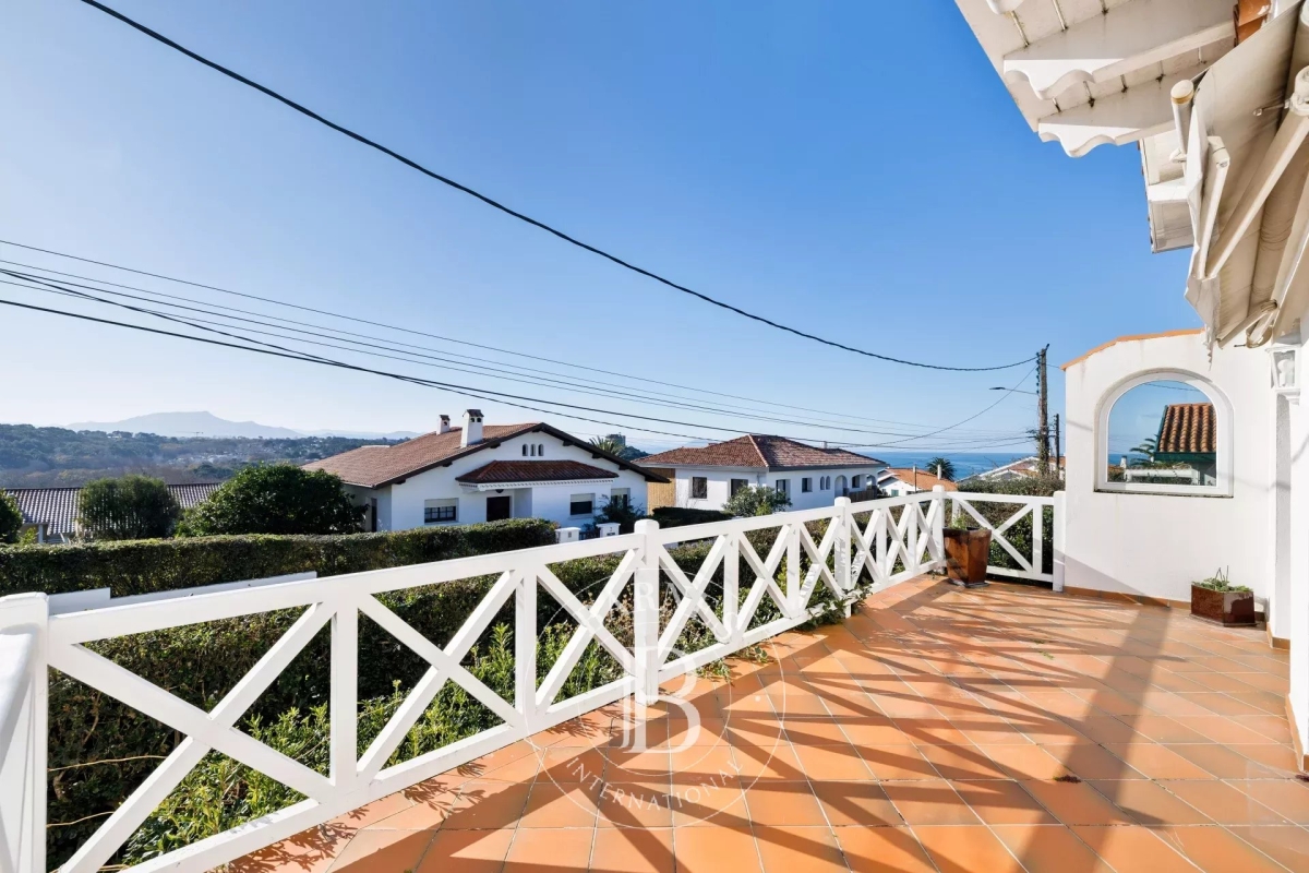 Maison de luxe à vendre à Biarritz, 1 590 000 €, Photo 2