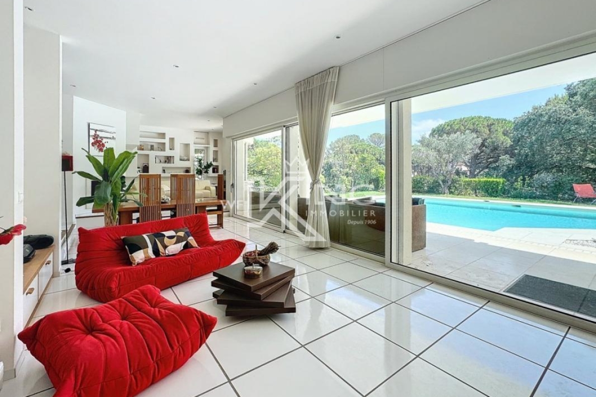 Maison de luxe à vendre à Saint-Raphaël, 1 180 000 €, Photo 5