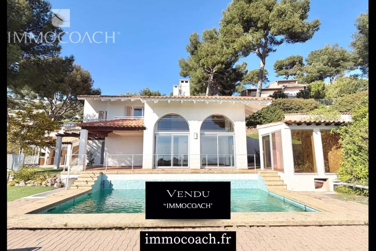 Maison de luxe à vendre à Hyères, 1 500 000 €, Photo 2