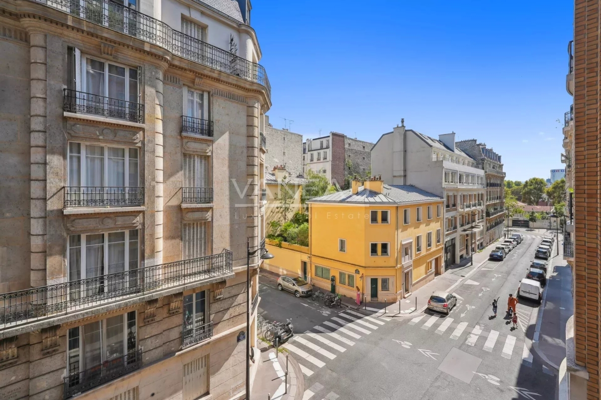 Luxury Apartment for sale in Paris 16Ème, 795 000 €, Photo 6