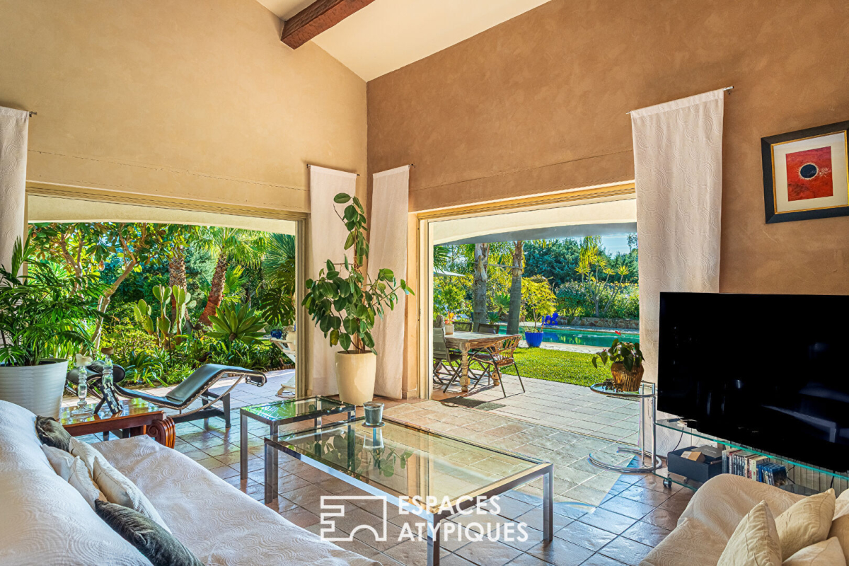 Maison de luxe à vendre à La Londe-les-Maures, 1 240 000 €, Photo 3