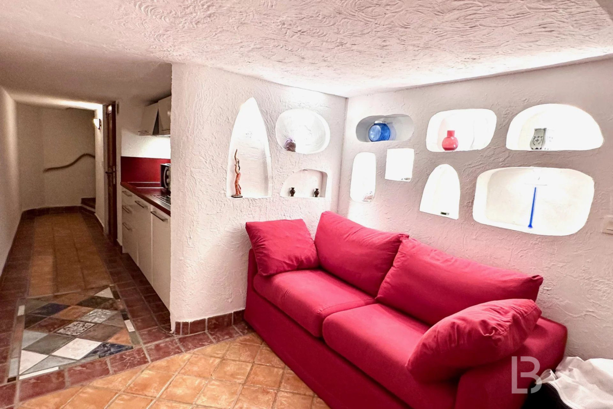 Maison de luxe à vendre à Antibes, 795 000 €, Photo 1