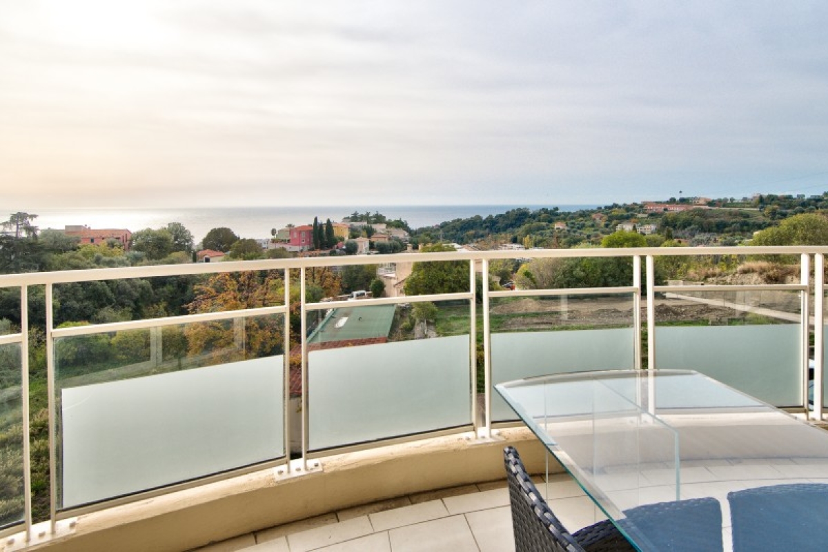 Luxury Apartment for sale in Nice, 495 000 €, Photo 3