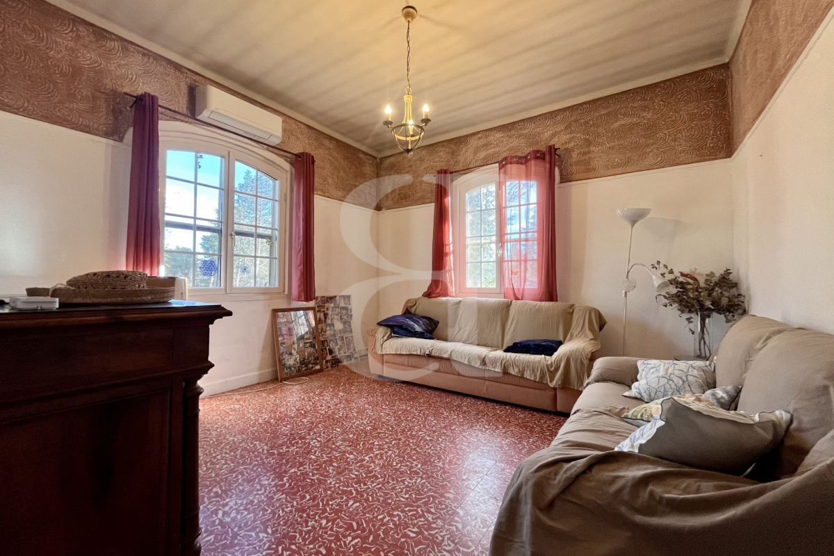 Maison de luxe à vendre à Saint-Rémy-de-Provence, 790 000 €, Photo 5