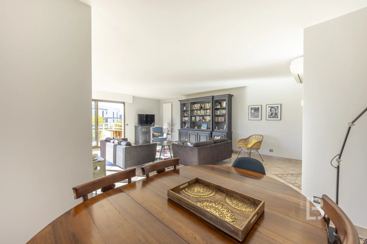 Appartement de luxe à vendre à Antibes, 749 000 €, Photo 5