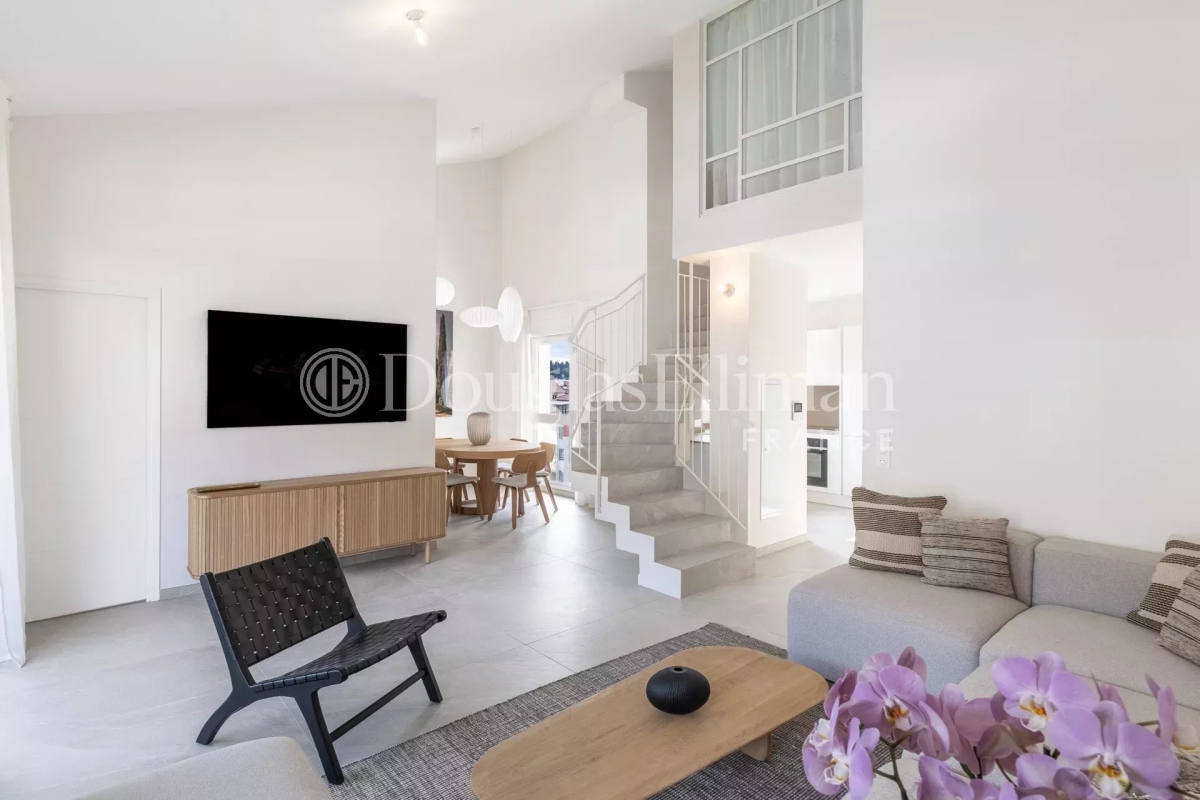 Luxury Apartment for sale in Nice, 940 000 €, Photo 2