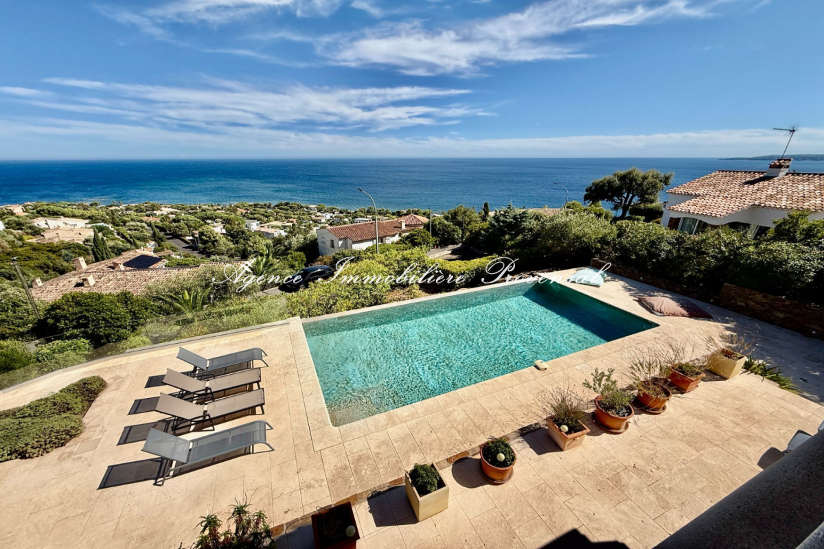 Luxury House for sale in Les Issambres, 2 095 000 €, Photo 2