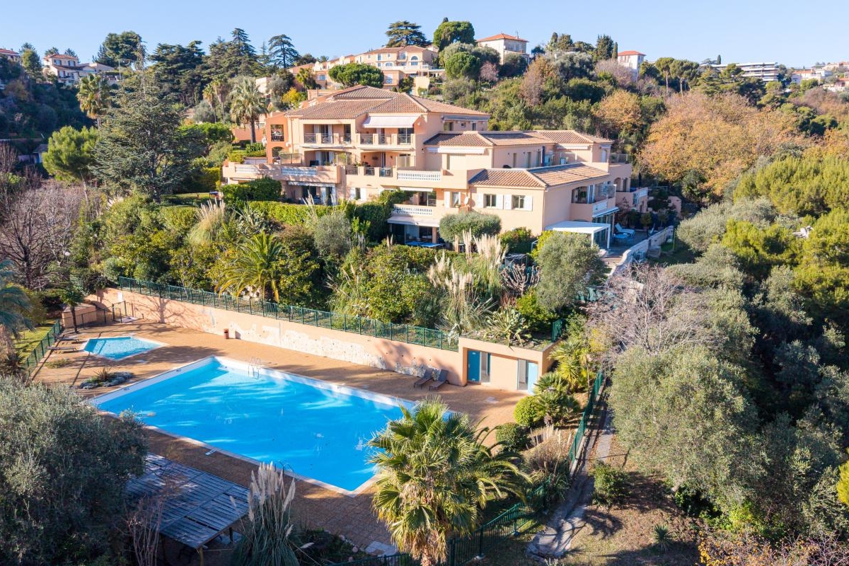 Appartement de luxe à vendre à Nice, 570 000 €, Photo 2