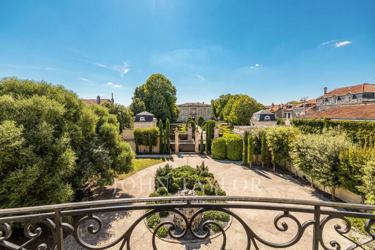 Luxury House for sale in Bordeaux, 5 460 000 €, Photo 3