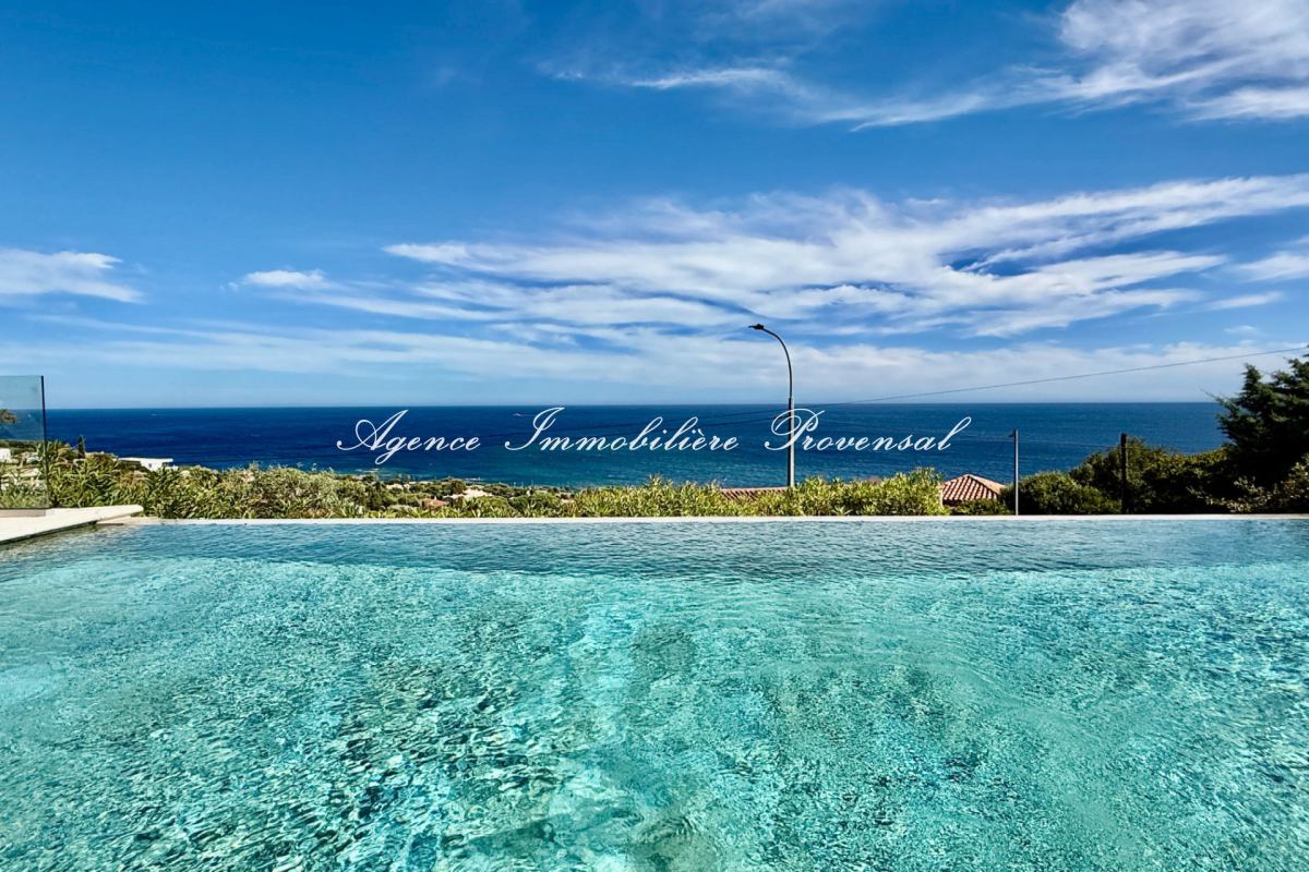 Luxury House for sale in Les Issambres, 2 095 000 €, Photo 3