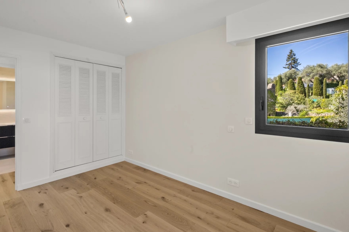 Luxury Apartment for sale in Le Cannet, 495 000 €, Photo 5