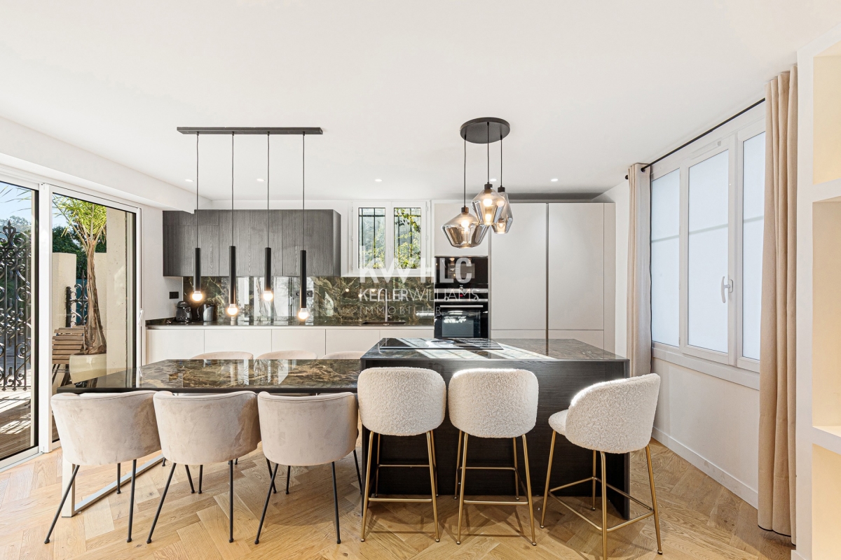 Maison de luxe à vendre à Cannes, 1 049 000 €, Photo 6