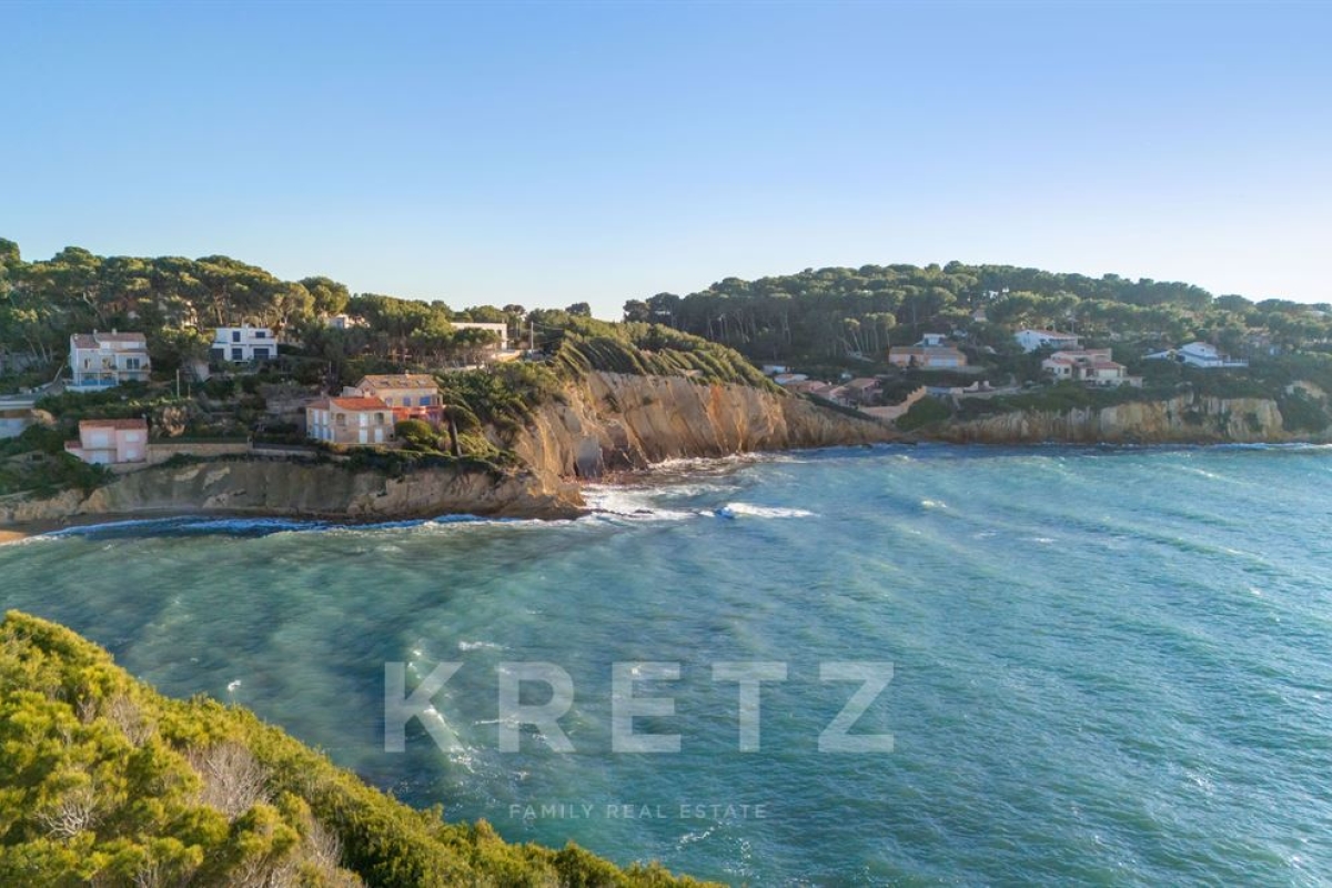 Maison de luxe à vendre à Sanary-sur-Mer, 1 695 000 €, Photo 1