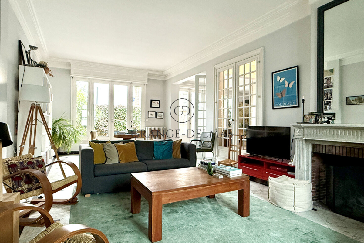 Maison de luxe à vendre à Bordeaux, 1 050 000 €, Photo 2