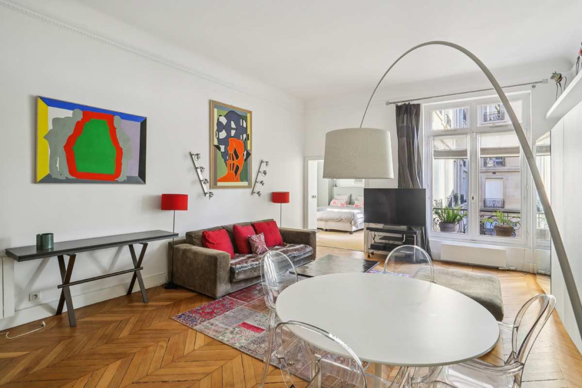 Luxury Apartment for sale in Paris 8Ème, 880 000 €, Photo 3