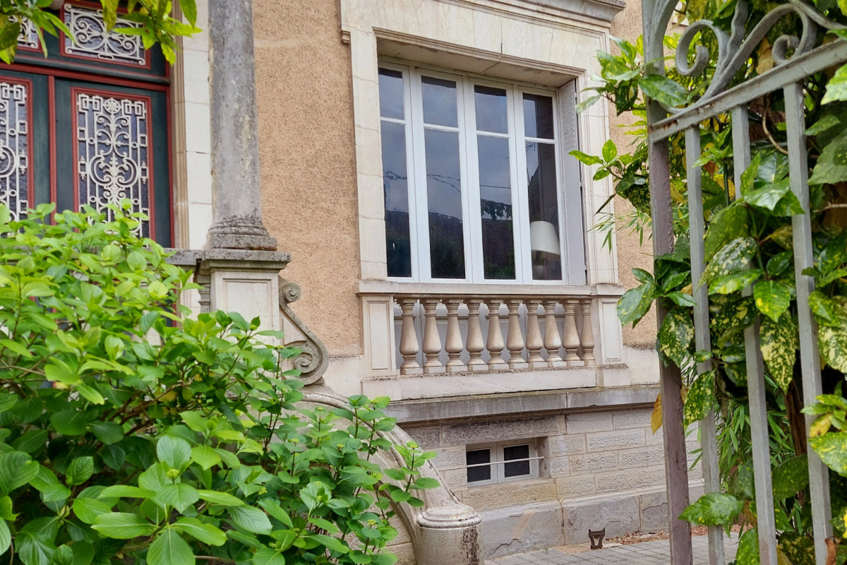 Maison de luxe à vendre à Saint-Amand-Montrond, 299 250 €, Photo 5