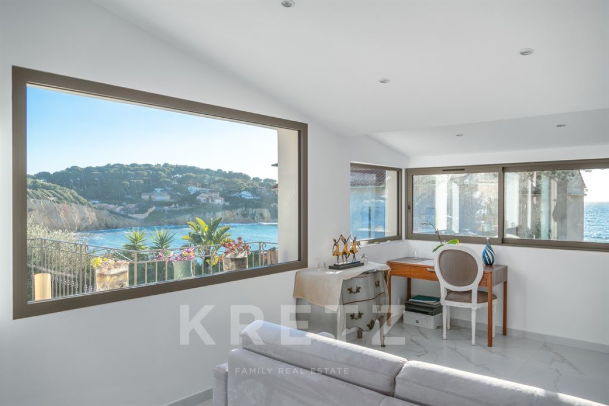 Maison de luxe à vendre à Sanary-sur-Mer, 1 695 000 €, Photo 5