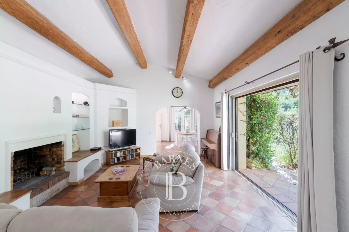 Maison de luxe à vendre à Roquefort-les-Pins, 1 095 000 €, Photo 5