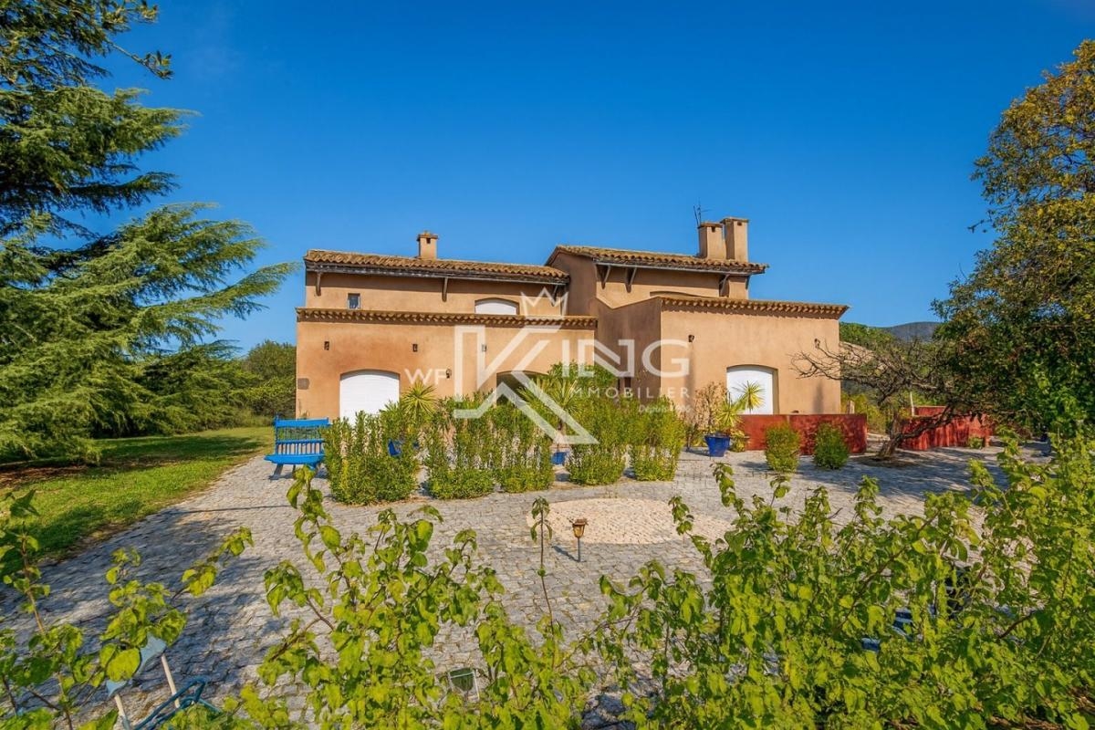 Luxury Apartment for sale in Sainte-Maxime, 11 000 000 €, Photo 1