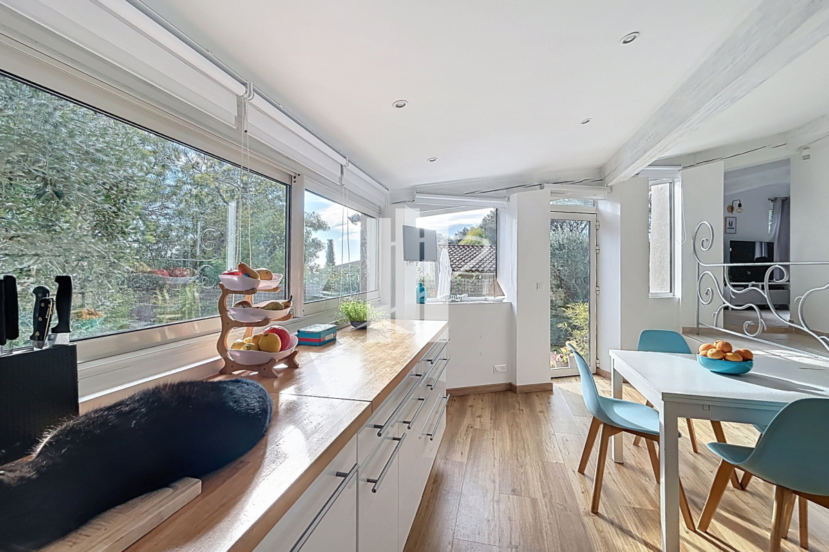 Maison de luxe à vendre à Fréjus, 450 000 €, Photo 4