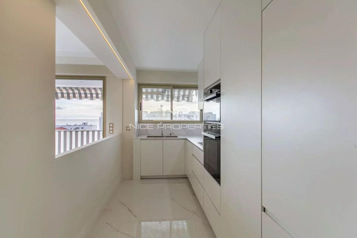 Appartement de luxe à vendre à Juan-les-Pins, 649 000 €, Photo 2
