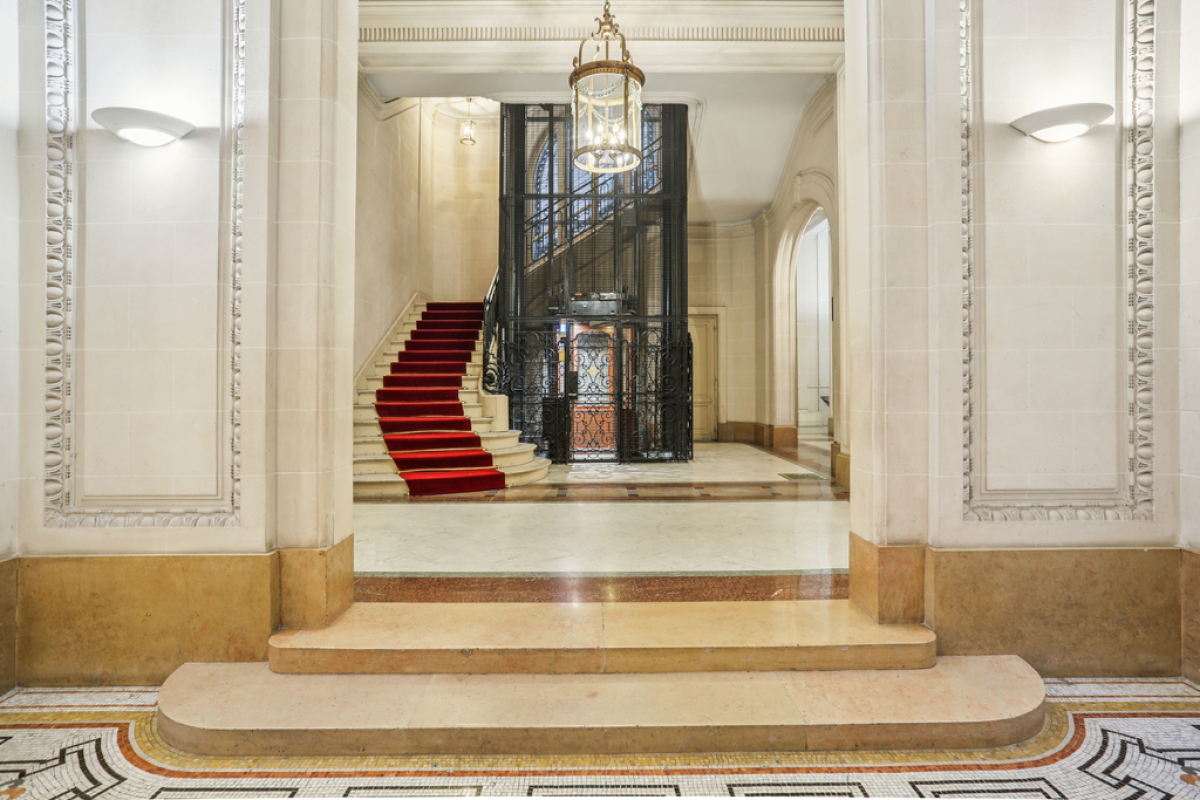 Luxury Apartment for sale in Paris 2Ème, 830 000 €, Photo 2