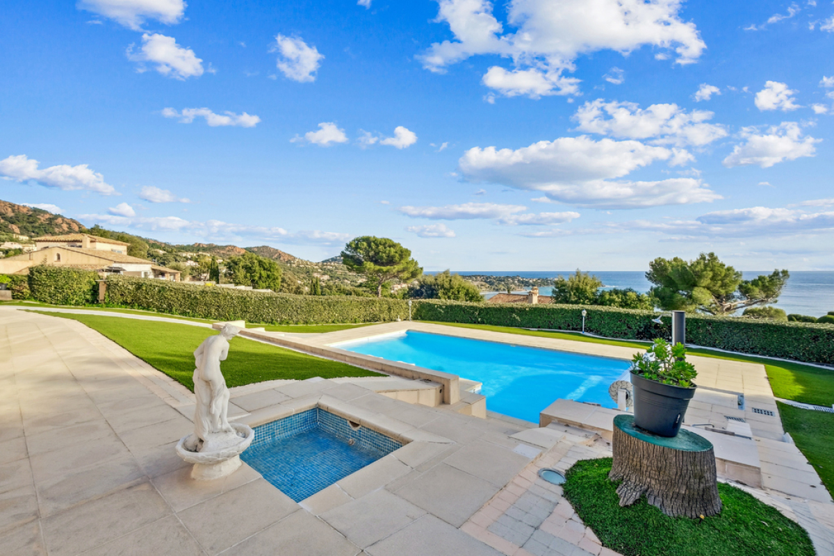 Luxury House for sale in Saint-Raphaël, 2 490 000 €, Photo 5