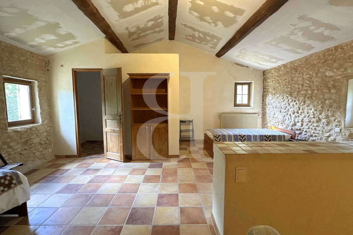 Maison de luxe à vendre à Gordes, 750 000 €, Photo 7