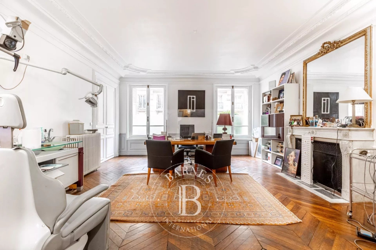 Luxury Apartment for sale in Paris 8Ème, 1 600 000 €, Photo 1