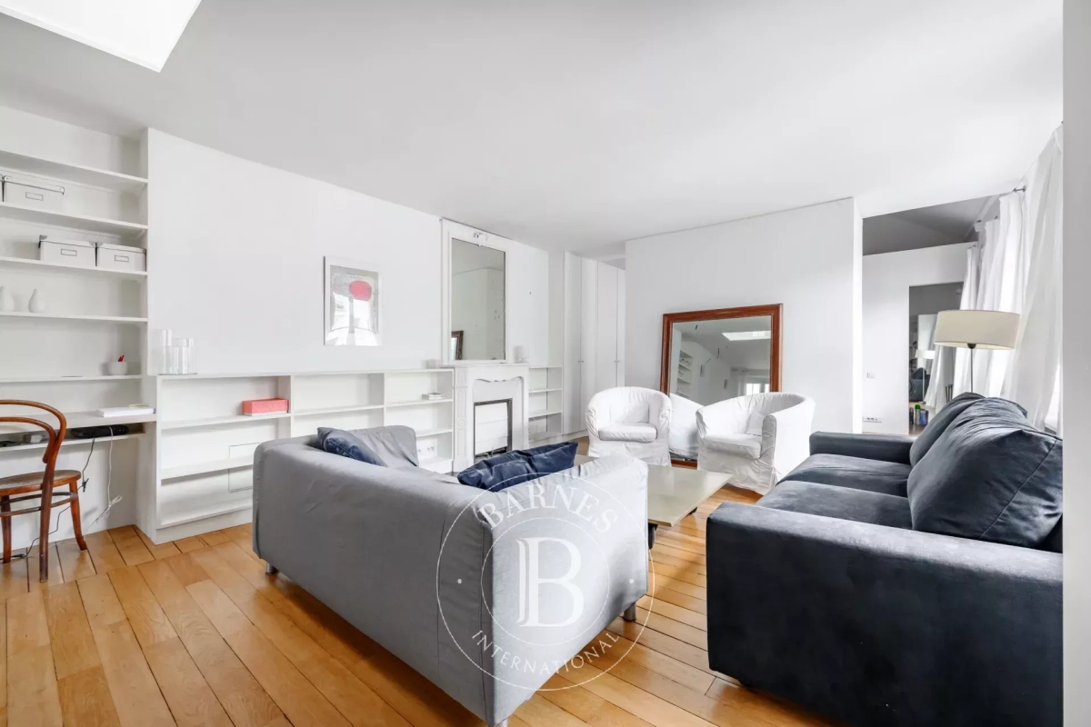 Luxury Apartment for sale in Paris 1Er, 790 000 €, Photo 1